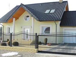 What Are the Most Popular Types of Commercial Security Gates for Businesses?